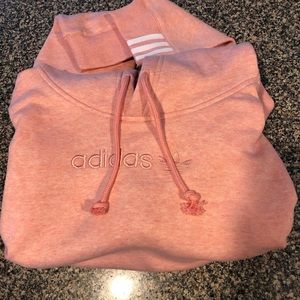 Pink cropped coeeze adidas sweatshirt